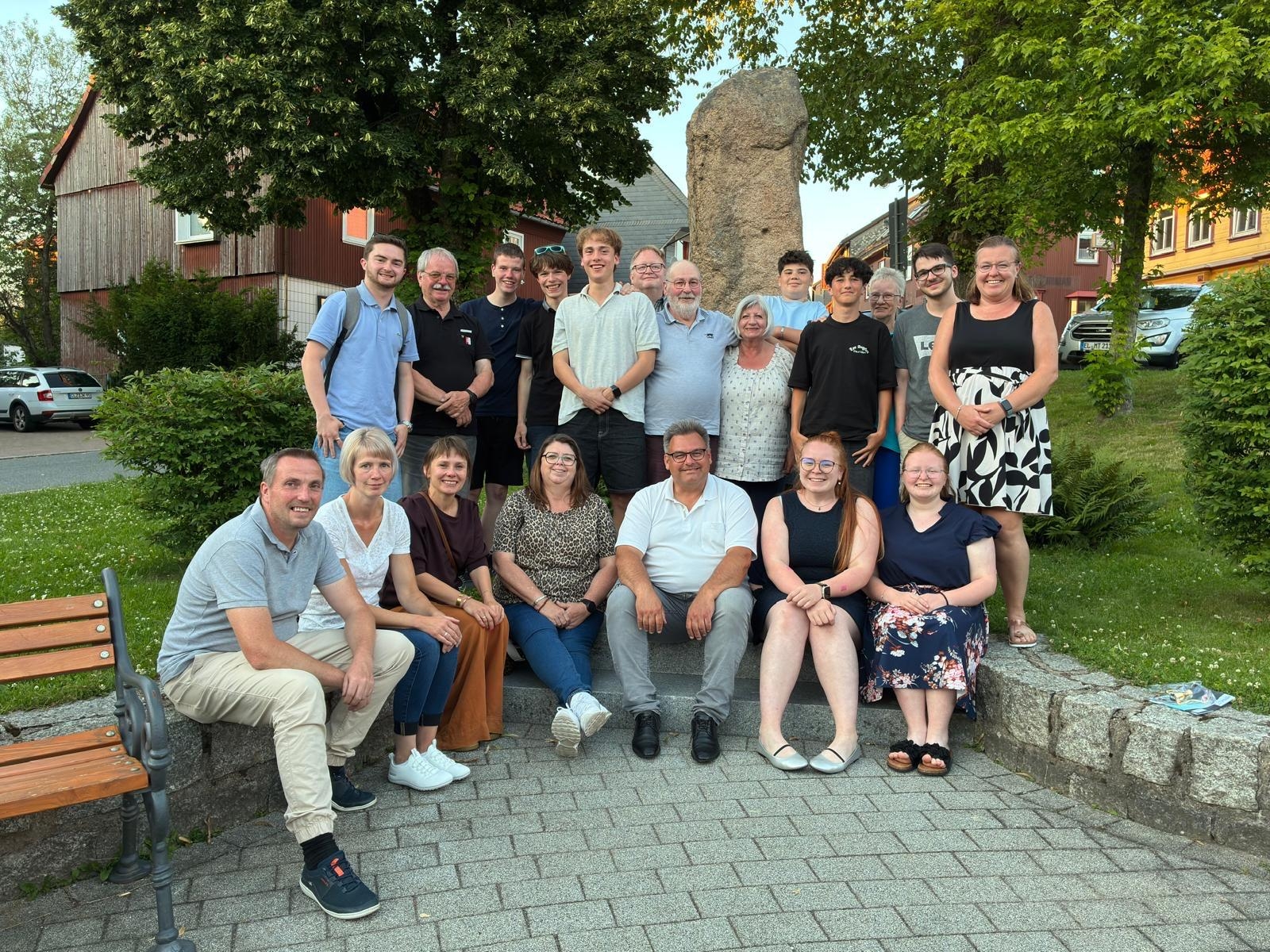Gruppenbild vor dem La Capri in St. Andreasberg
